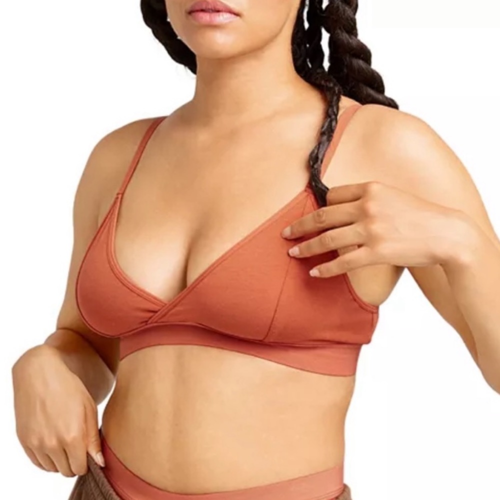 Richer Poorer Classic Bralette in Redwood